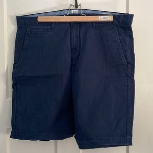 GAP Dark Navy Blue khaki shorts in size 34